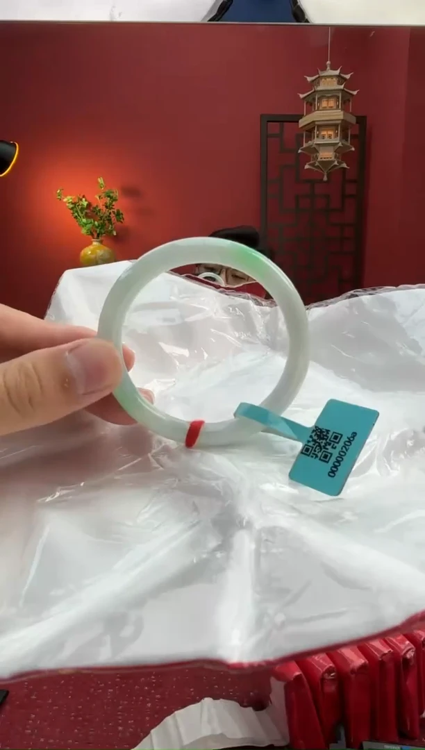 未镶嵌手镯（圆镯）翡翠翡翠手镯11