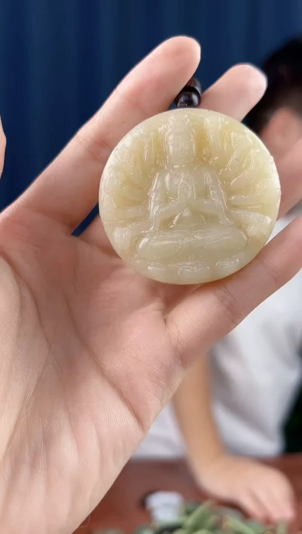 未镶嵌和田玉挂件拍一发一，多样性发货