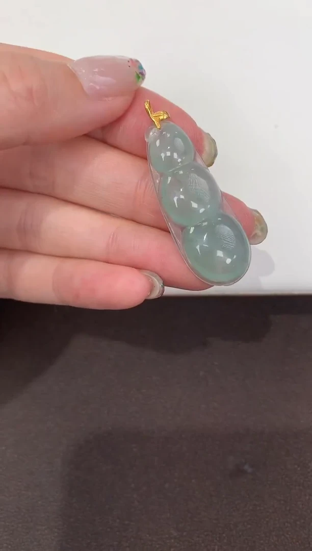 颈饰18K金镶嵌翡翠天然缅甸A货翡翠