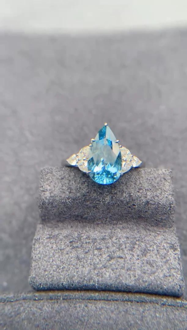 18K金镶嵌戒圈海蓝宝石1.9ct海蓝宝FD