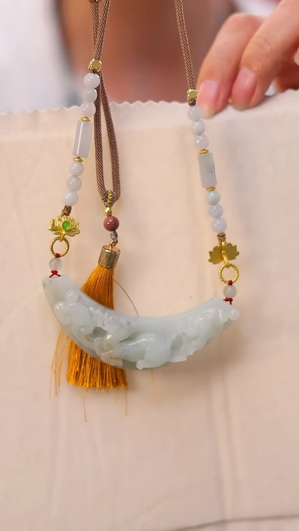 【闪购商品】翡翠颈饰未镶嵌基地发货，一物一拍。