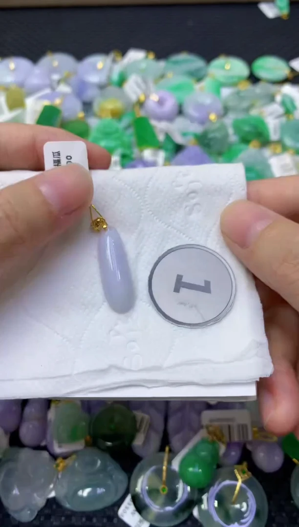 颈饰未镶嵌翡翠天然缅甸翡翠A货