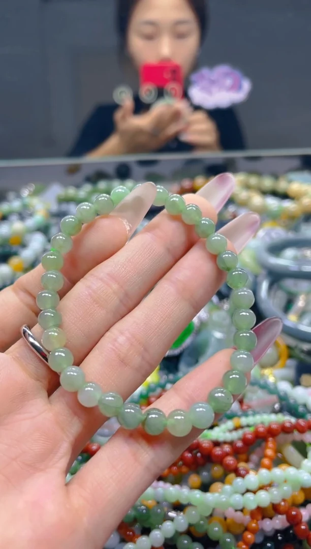 颈饰未镶嵌翡翠5MM/B/翡翠A货，一件也是批发价