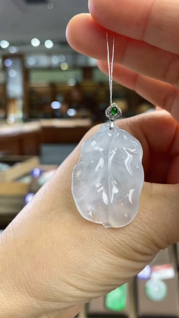 翡翠18K金镶嵌颈饰特色件