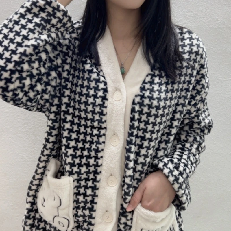 绒类家居服，主播念到的名字下单，备注编码，（乱拍发纸板）