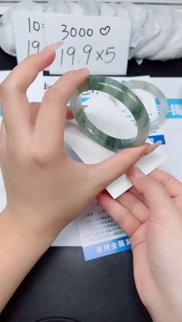 【闪购商品】石英质玉手镯未镶嵌G43-58.2