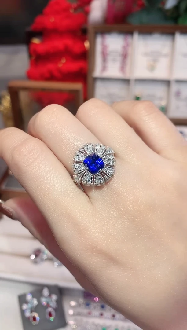 戒指蓝宝石18K金镶嵌2.1ct/天然宝石/七天无理由