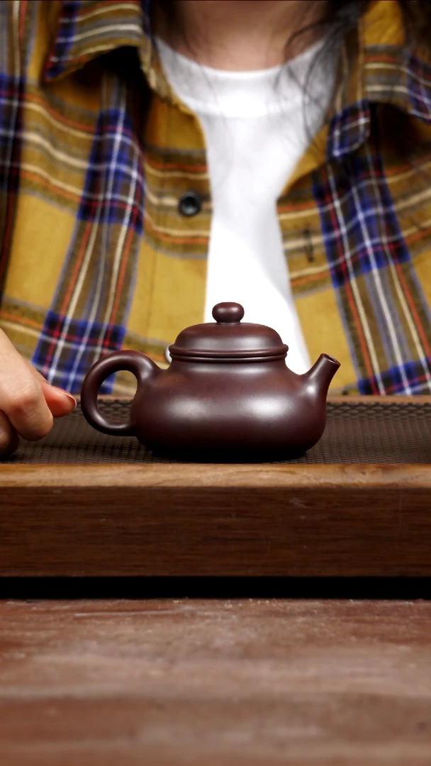茶壶紫砂金龙血容天180CC