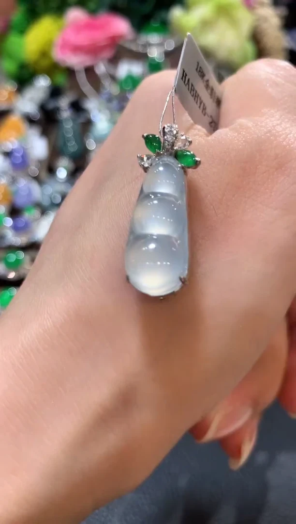 吊坠(不含链)18K金镶嵌翡翠m11