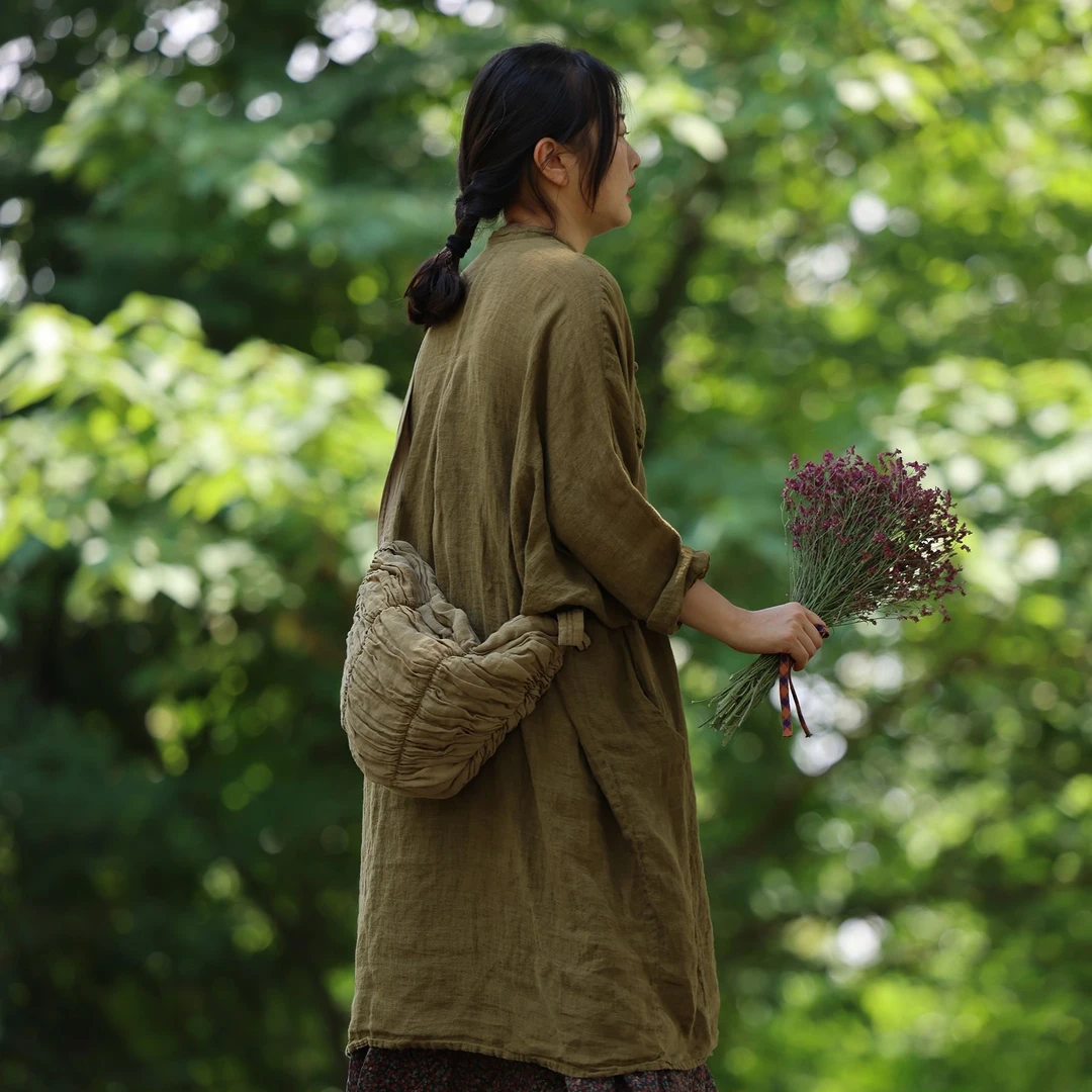 衣路走来原创亚麻褶皱斜挎单肩个性软包拉链包 37687