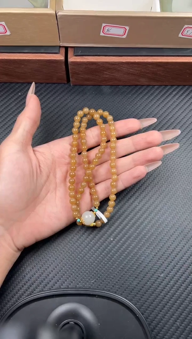 未镶嵌手串和田玉且末金山微色差妈妈链卡6J