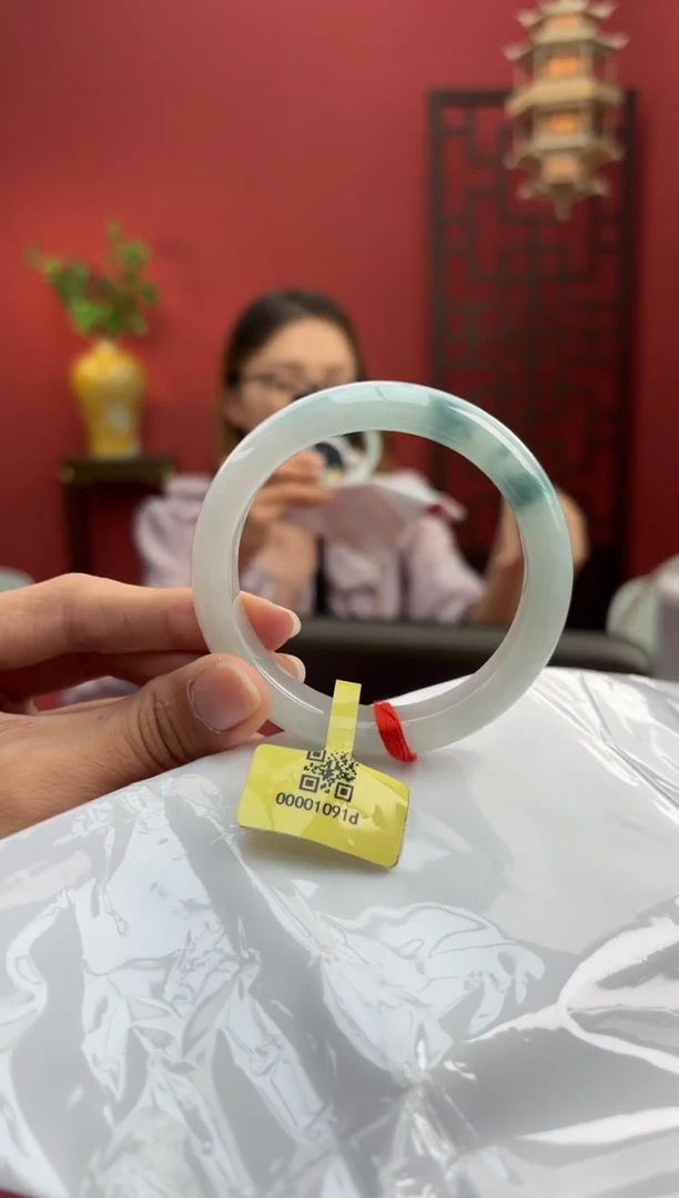 未镶嵌手镯翡翠翡翠手镯