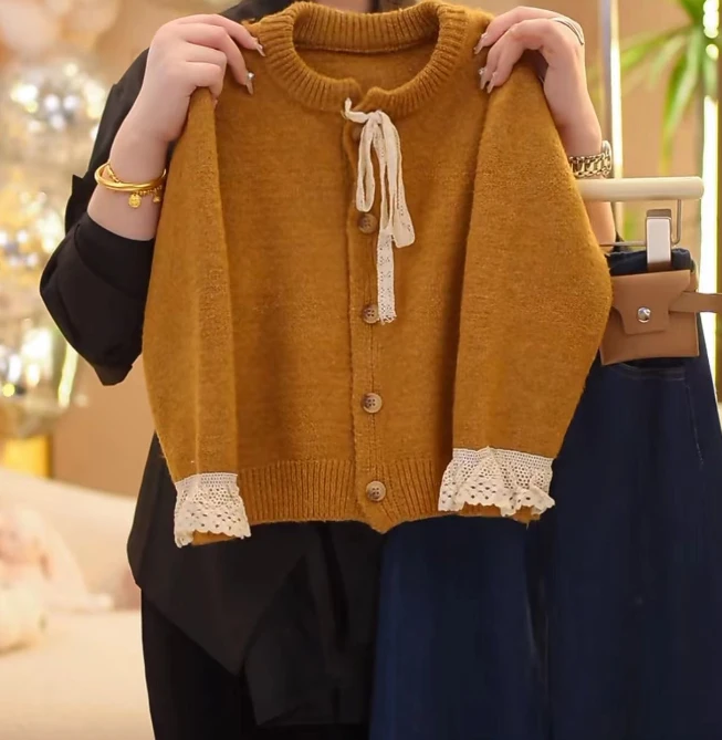 【现货在仓】2025新款秋冬儿童时尚萌娃穿搭蕾丝结毛衣百搭套装