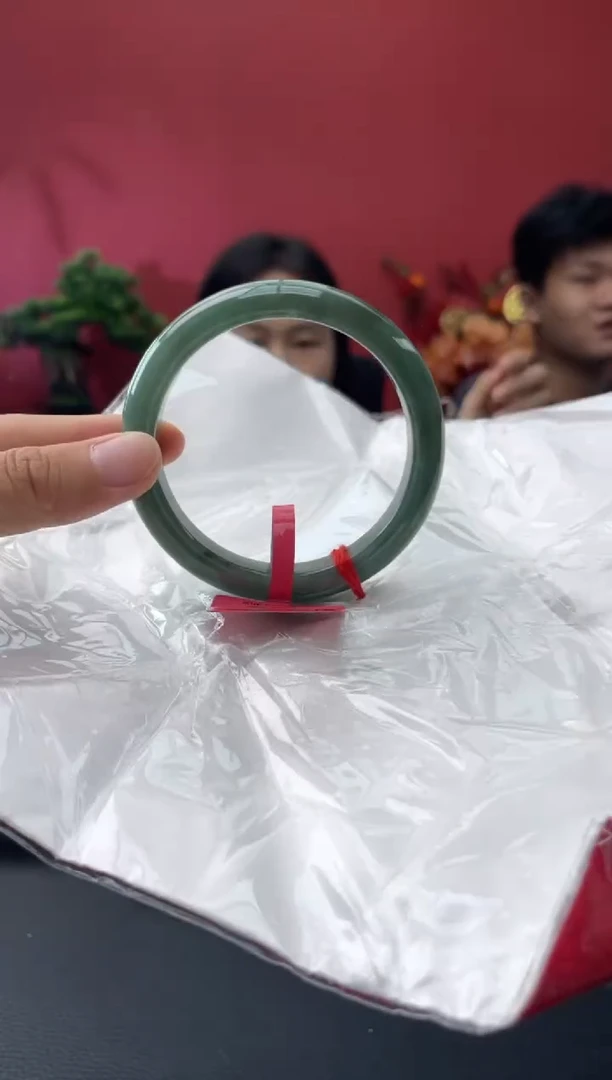 未镶嵌手镯翡翠4