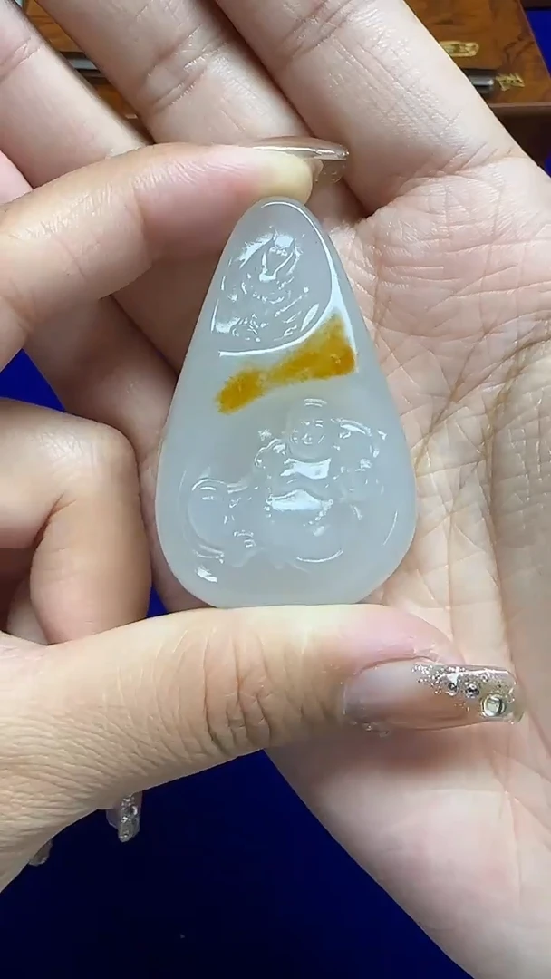 颈饰未镶嵌和田玉新**机1