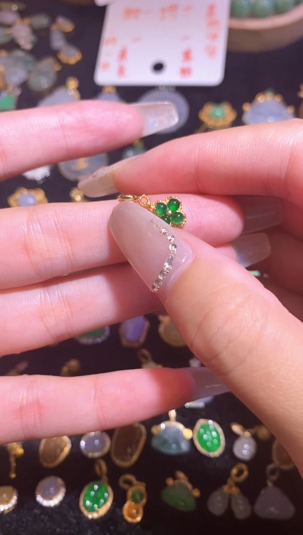 颈饰银S925镶嵌翡翠天然a货翡翠