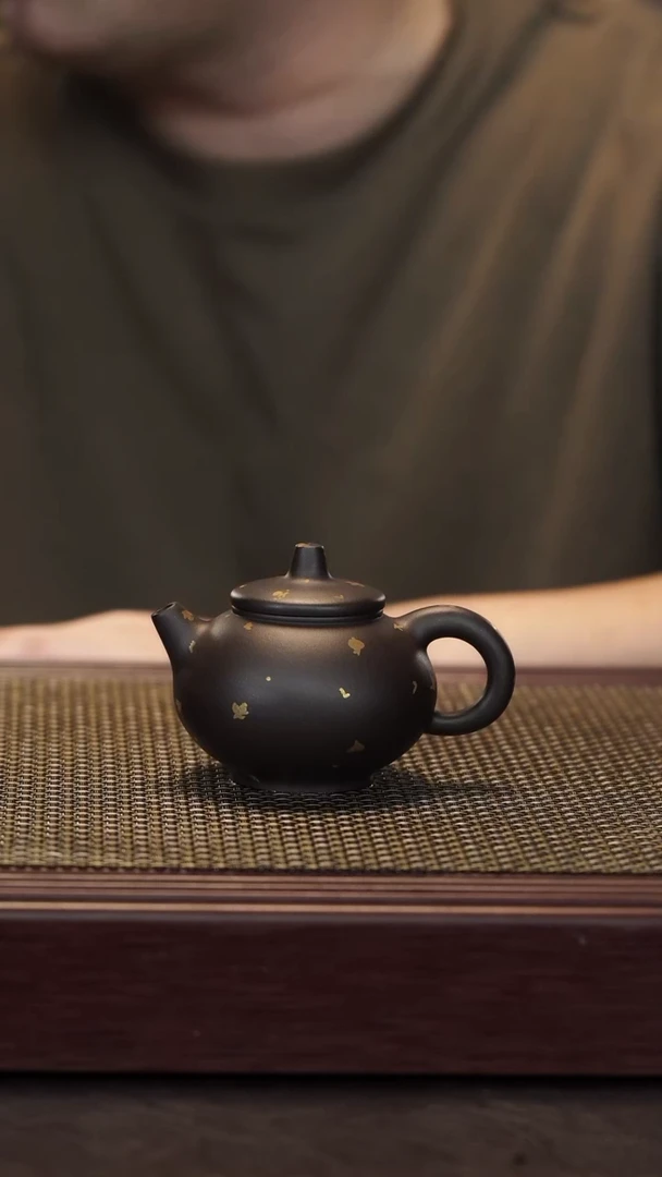 茶壶紫砂【润石堂】精品 撒金 130cc 深井老紫泥