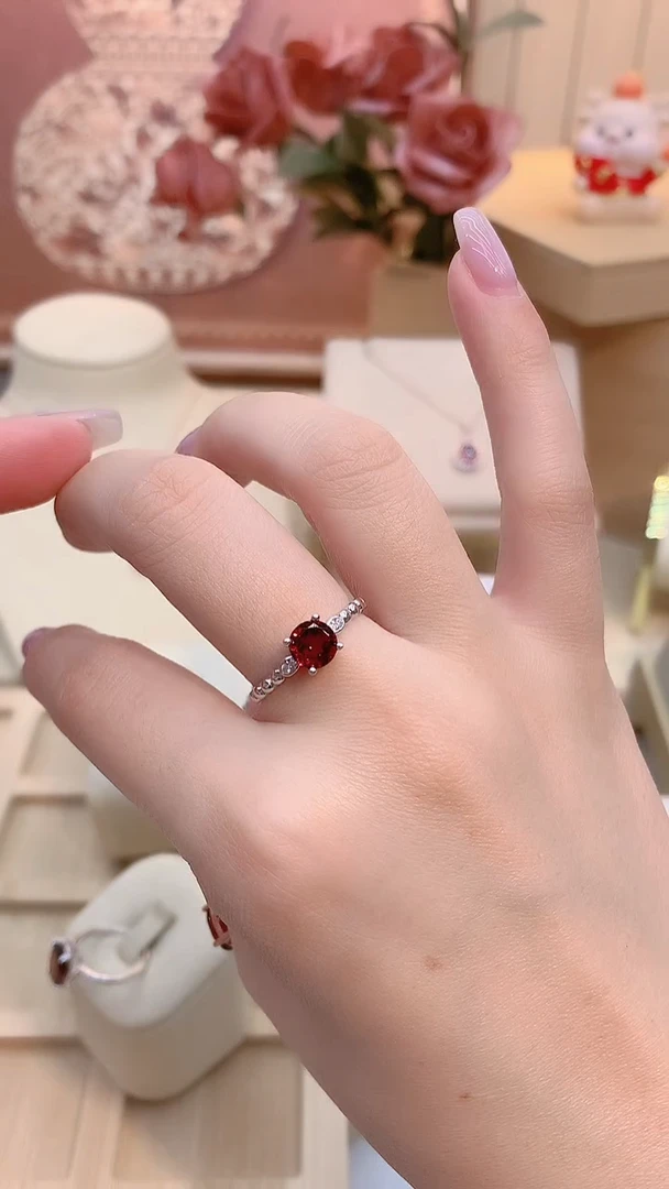 银S925镶嵌戒指石榴石石榴石