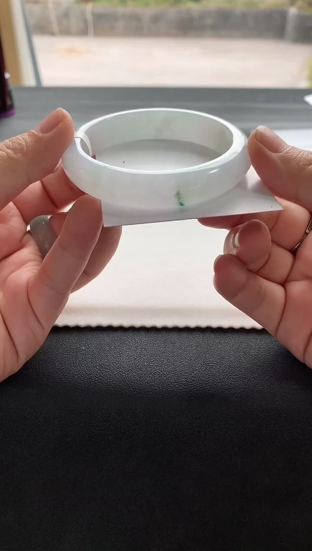 【闪购商品】翡翠手镯未镶嵌55.4正圈A4870买断