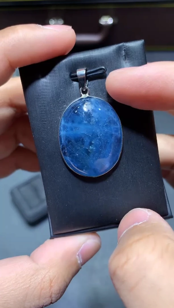 【闪购商品】海蓝宝石颈饰未镶嵌K81