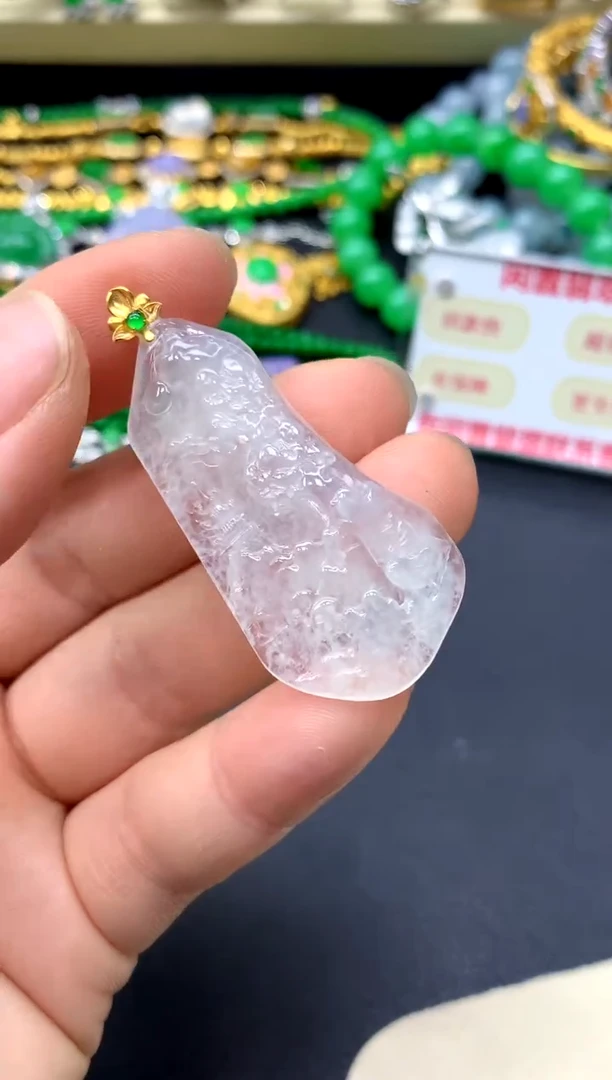 颈饰18K金镶嵌翡翠22-中国好珍宝