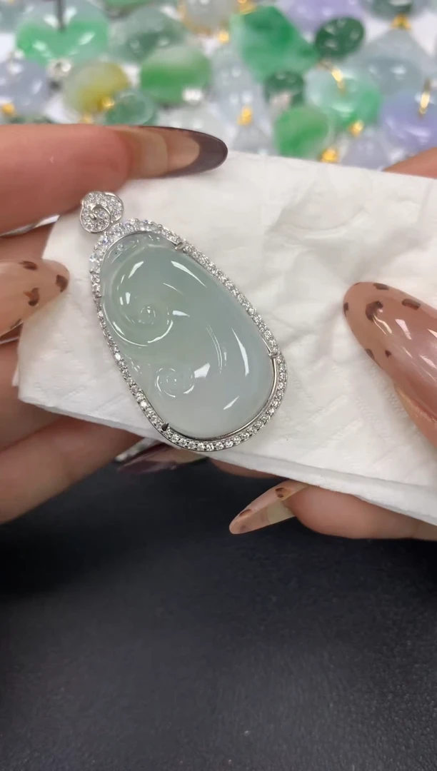 颈饰银S925镶嵌翡翠a货假一赔三支持复检百元上9元证书费自理