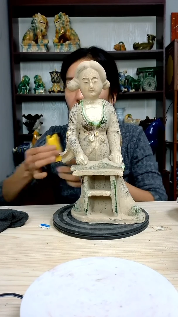经典精美复古风格瓷器