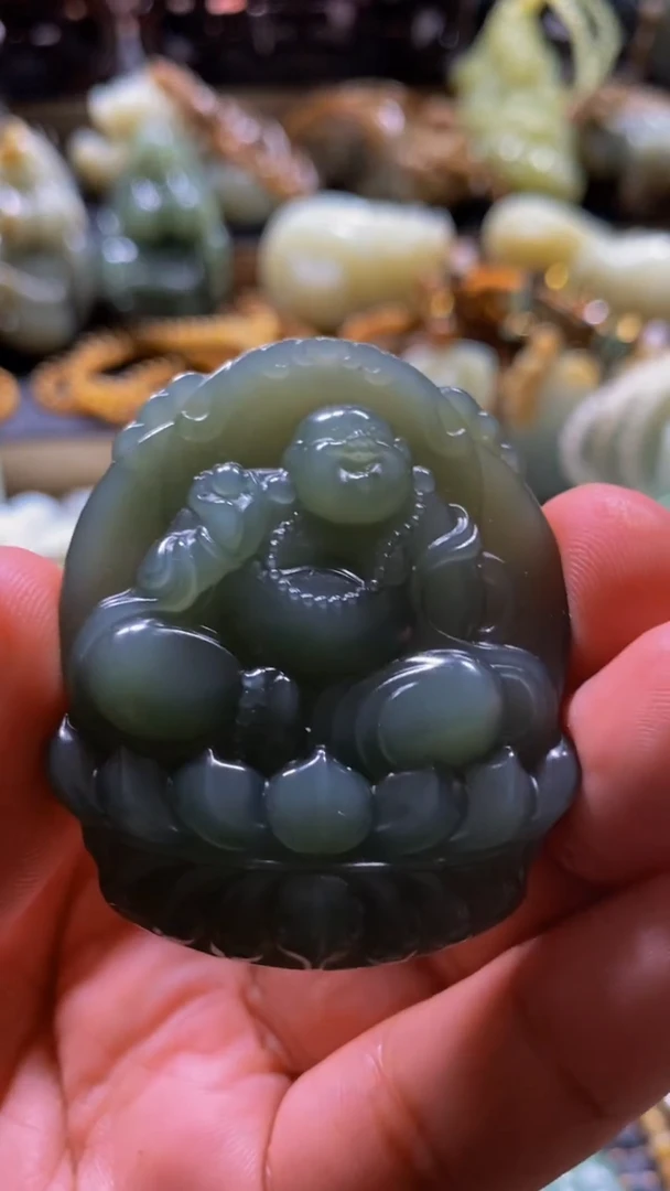 未镶嵌和田玉挂件1