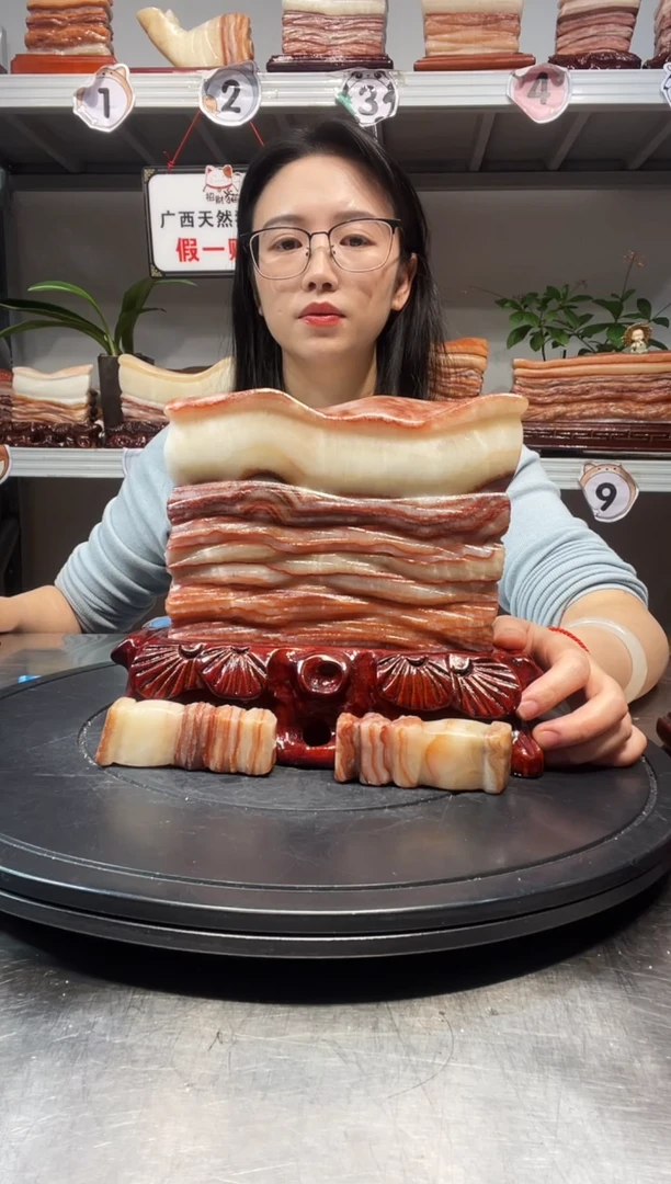石材的**郭天然石材柳州猪肉石18-18-4