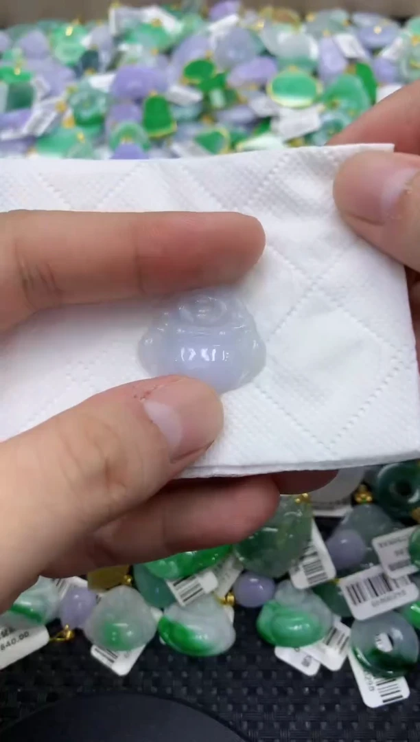 颈饰未镶嵌翡翠天然缅甸翡翠A货