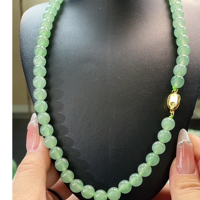 独龙玉满色晴水元宝项链