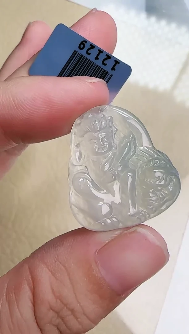 翡翠未镶嵌颈饰缅甸a货翡翠