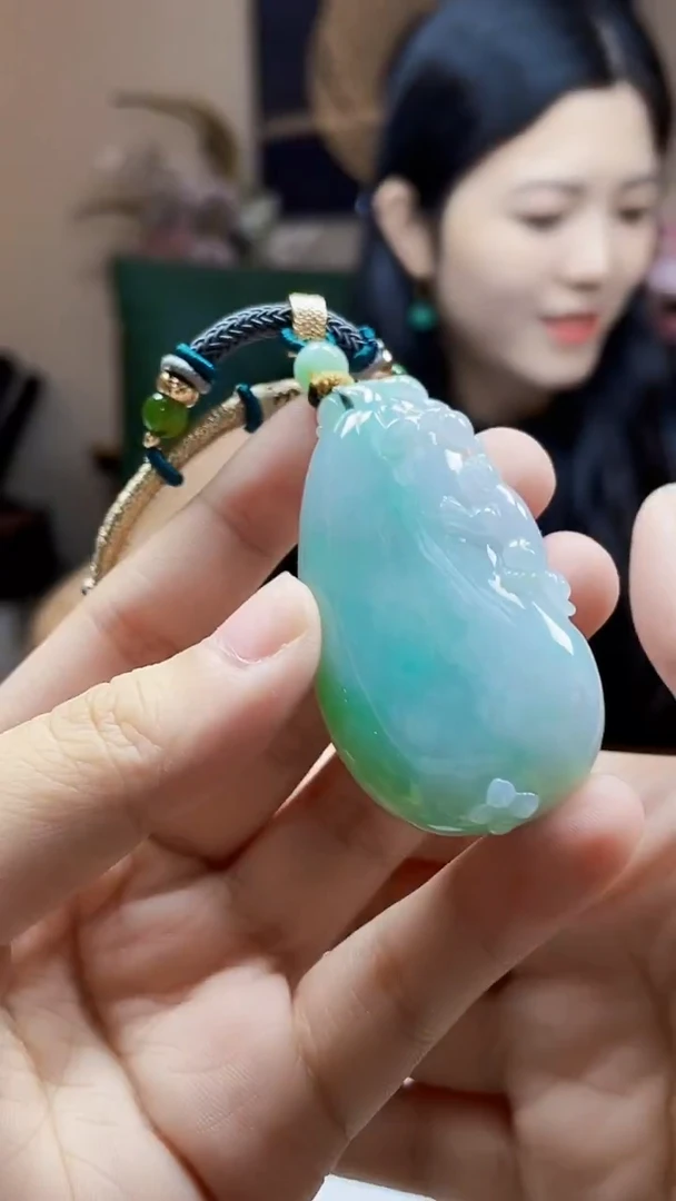 未镶嵌定制翡翠吊坠267