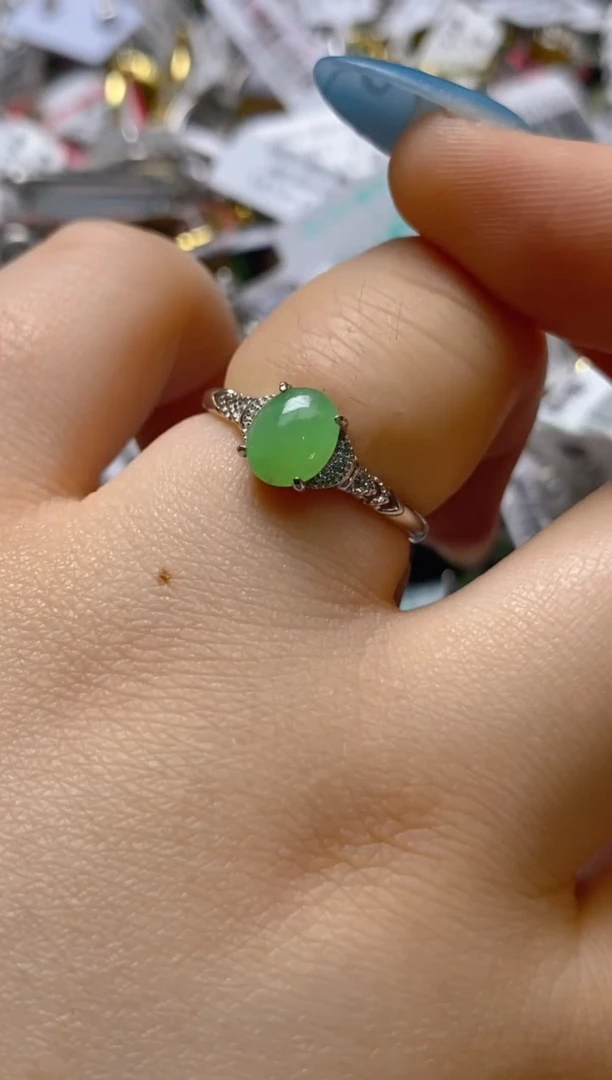 未镶嵌戒指翡翠百内无证书