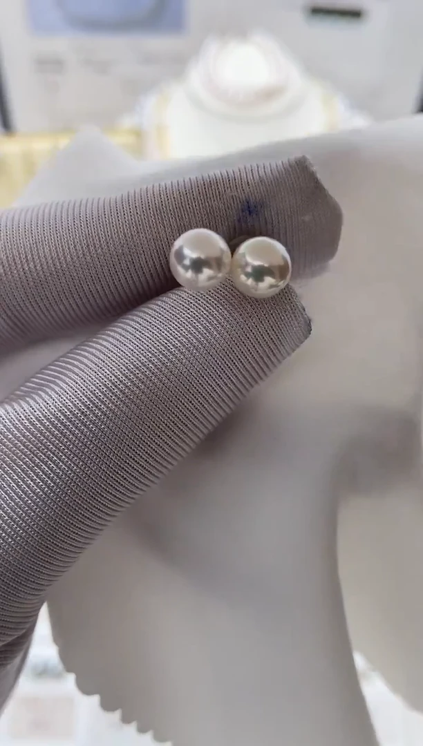 18K金镶嵌耳饰海水珍珠特选福利不退不换