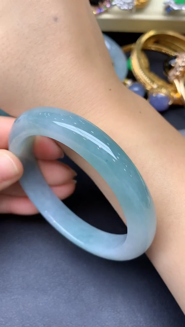 未镶嵌手镯翡翠300-雪姐翡翠天天见