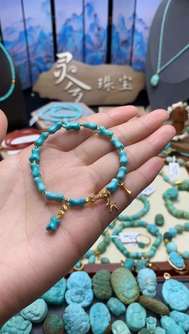 【闪购商品】绿松石手链18K金镶嵌18K金高瓷绿松石骨头手链