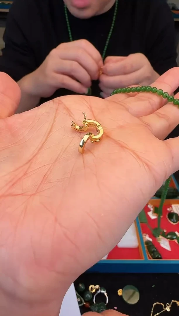 颈饰未镶嵌和田玉配饰