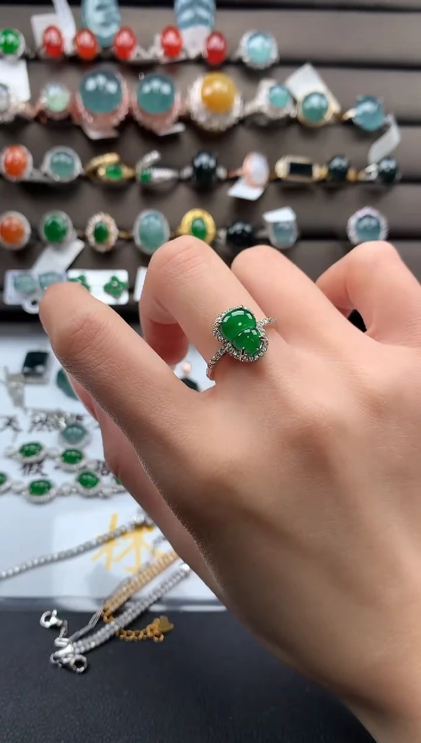 【闪购商品】翡翠戒指银S925镶嵌32131231