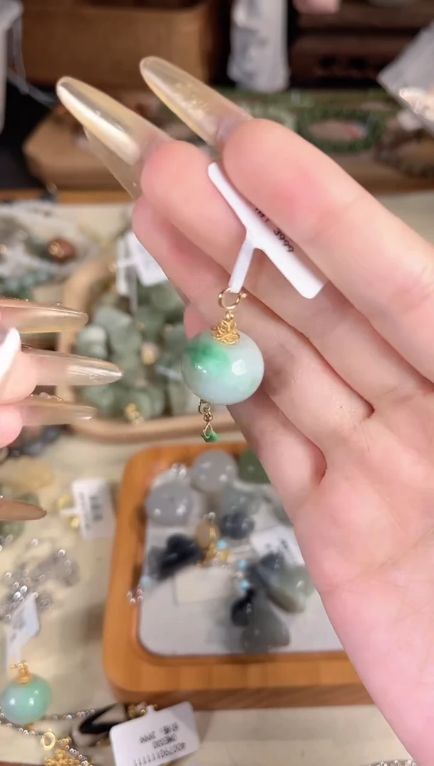 吊坠(不含链)银S925镶嵌翡翠多样性发其一孤品默认微瑕