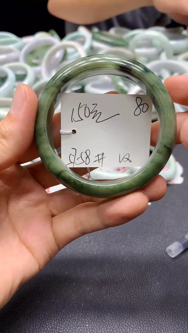 定制翡翠A货手镯未镶嵌毛货手镯需精细抛光