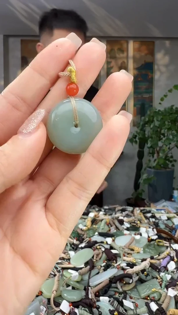 颈饰未镶嵌和田玉拍一发一多样性发货