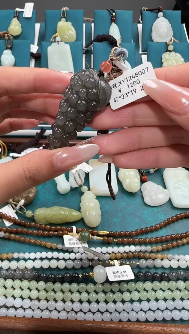 颈饰未镶嵌和田玉XY