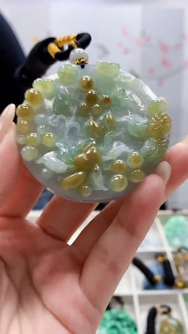 未镶嵌定制翡翠5060lr-毛货挂件79