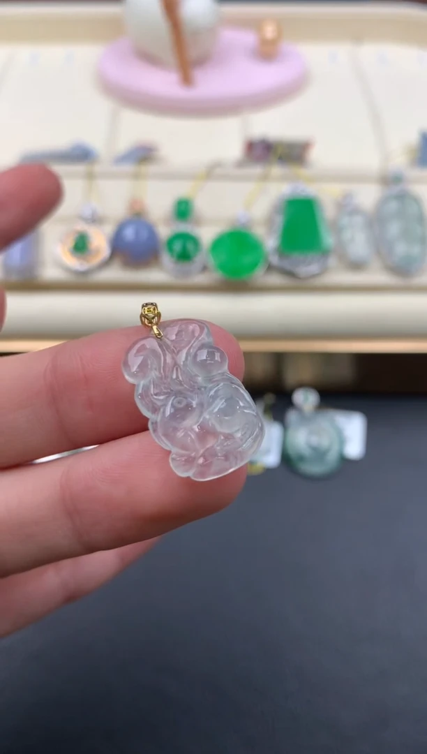 【闪购商品】翡翠颈饰18K金镶嵌Q381