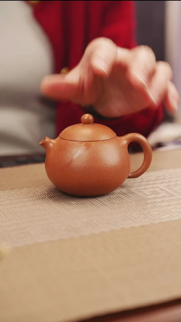 原矿老段泥西施紫砂壶7