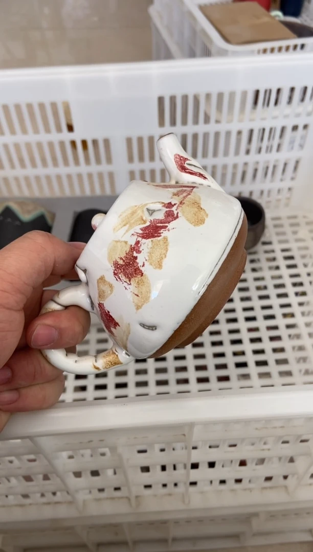 杯无运费险有瑕疵的摄影的产品有使用过的痕迹有点脏介意勿拍