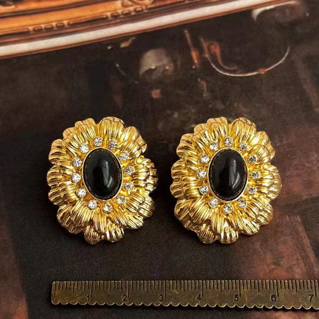 合金亚克力耳饰 2439气质时尚百搭简约黑金轻奢中古vintage耳环