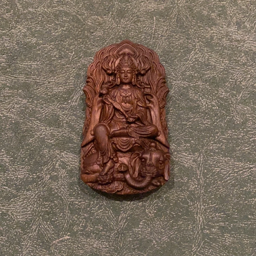 L140（高总腊月专场）沉香吊坠普贤-多样性发货