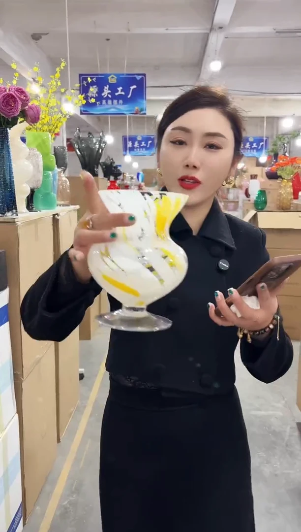 【闪购商品】玻璃私花贸易祁祁-微瑕--82VQD